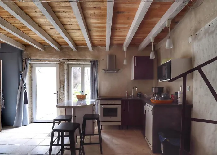 Troglodyte Loft 2